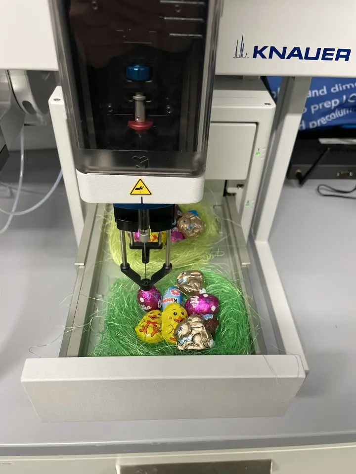 Sampling from an Easter egg
