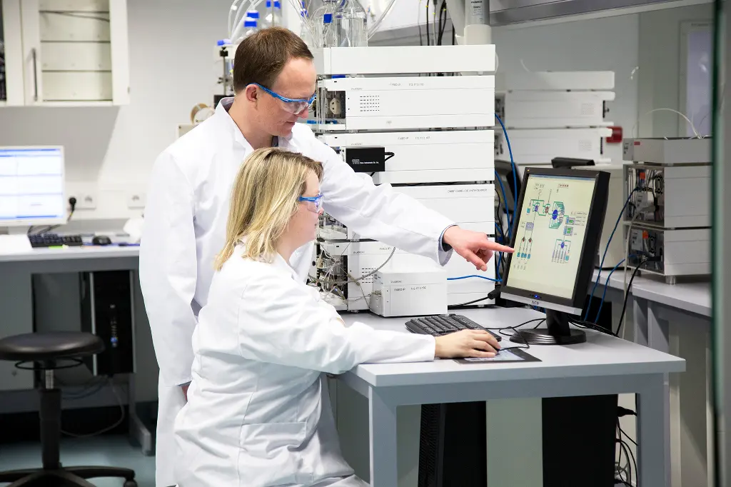 Why Micro Inserts Are Essential for Precision in HPLC Analysis Why Micro Inserts Are Essential for Precision in HPLC Analysis