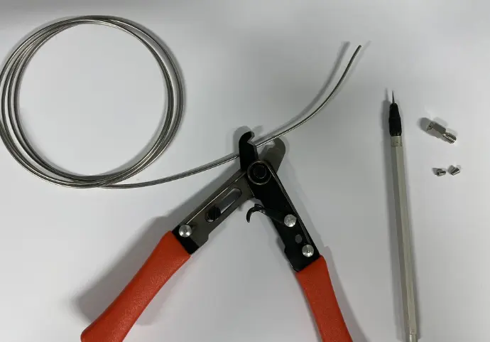 Standard 1/16” Capillary , Capillary grater and cutter
