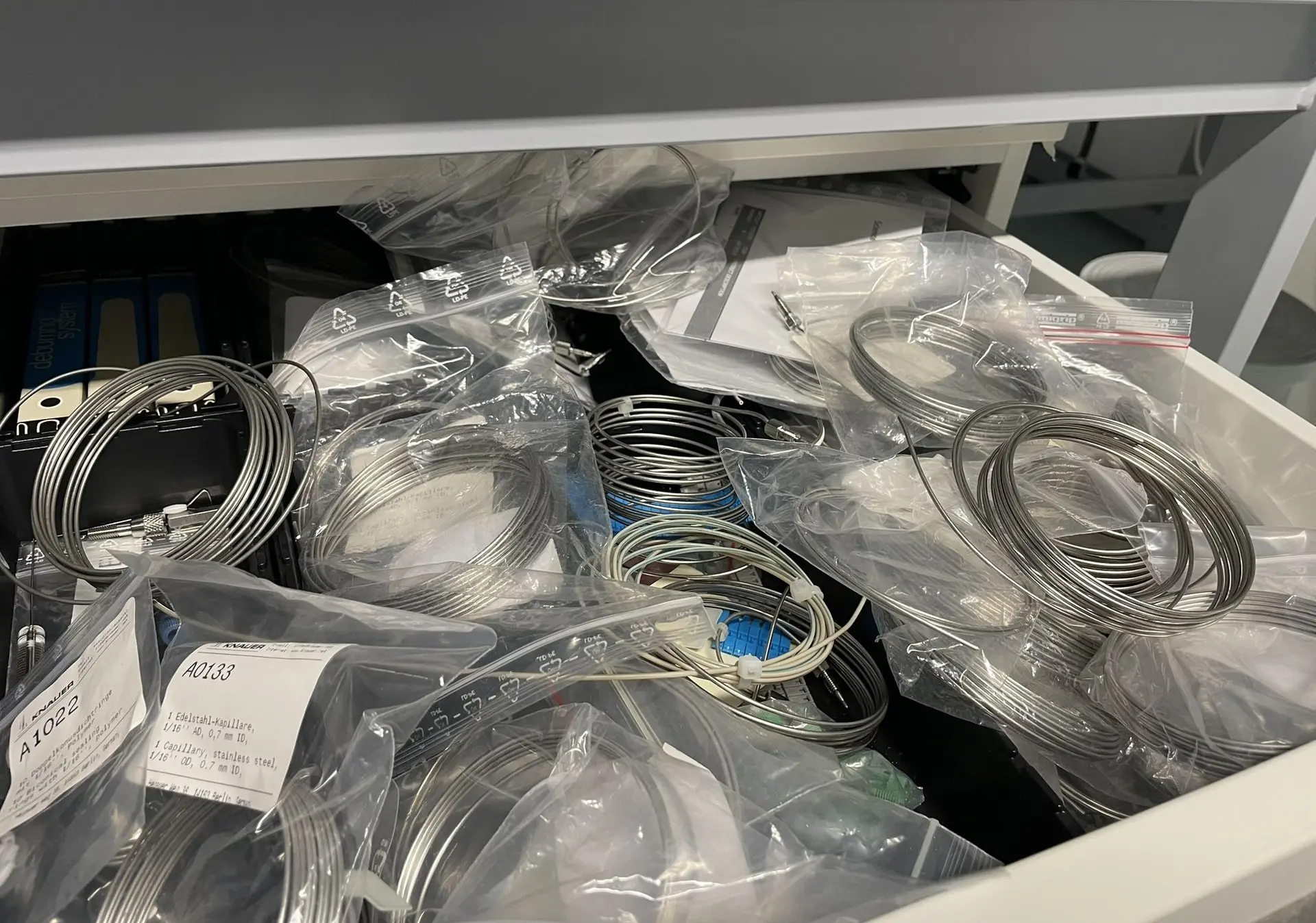 Capillary drawer
