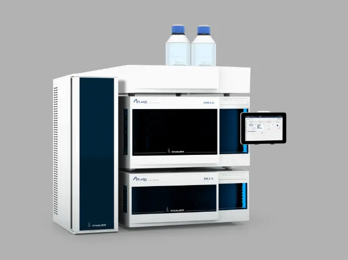 A full lecture hall and many lively discussions during the breaks and poster sessions in a beautiful city make the Makro an ideal location for the big polymer class reunion.